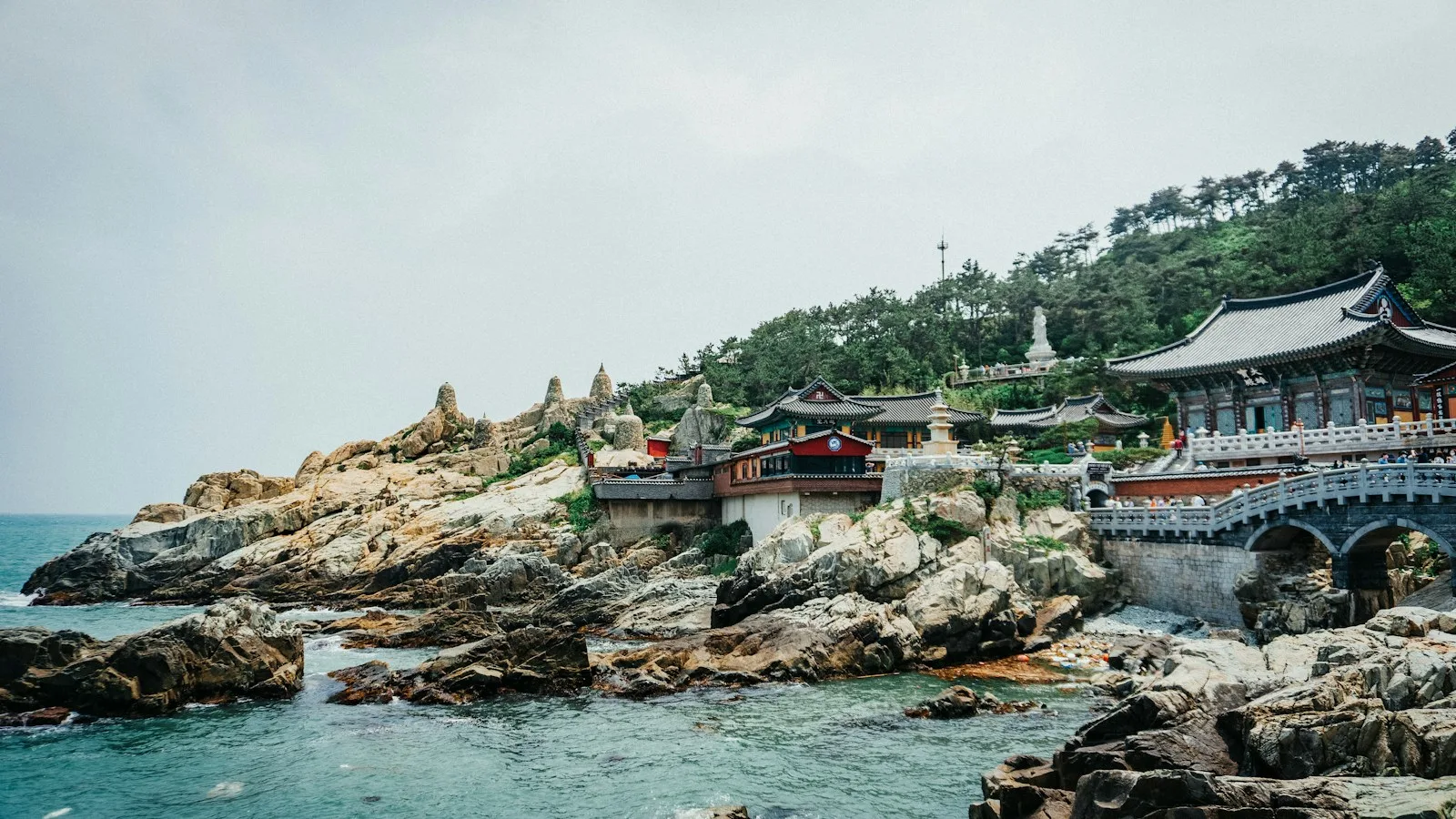 Haedong Yonggungsa : le temple au bord de la mer